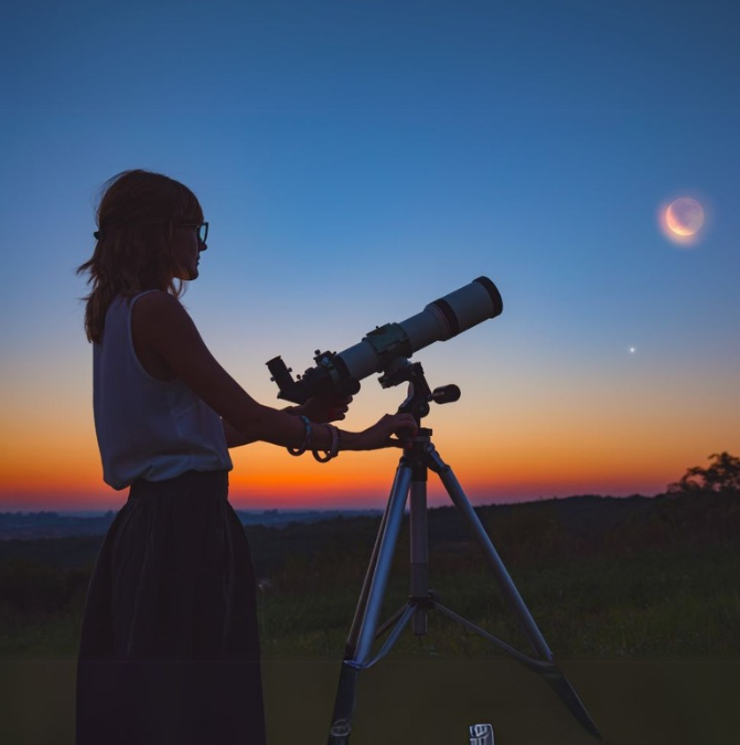 Colònies d'estiu Astronomia Eix Estels